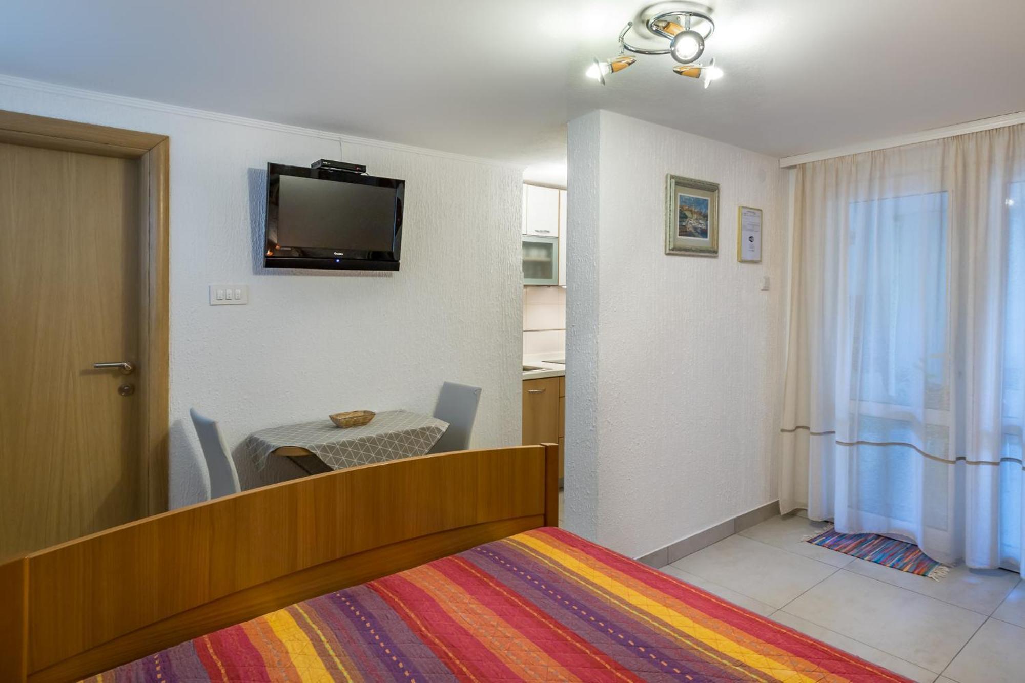 Apartments Nadica Baska  Exterior photo